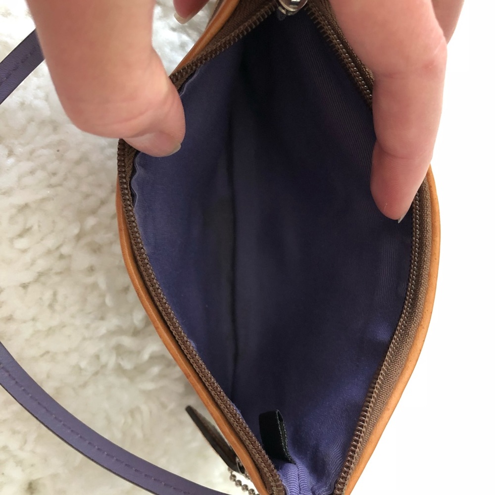 Coach Fish Wristlet - RARE! 🐠 - Picture 7 of 7